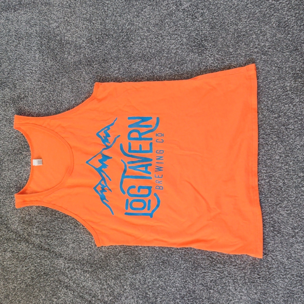 Size small log tavern brewing co shirt